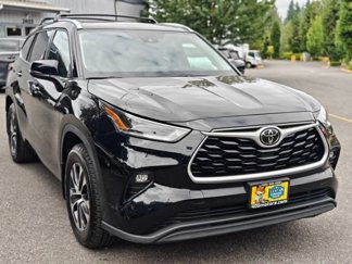 Used 2021 Toyota Highlander XLE image 1