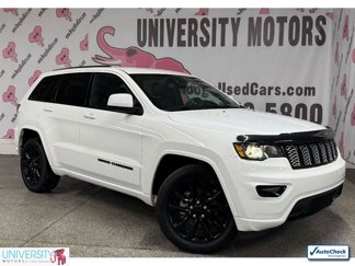 Used 2020 Jeep Grand Cherokee Altitude image 1