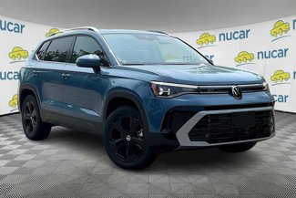 New 2025 Volkswagen Taos SEL image 1