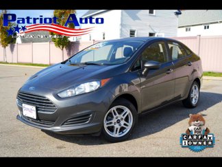 Used 2017 Ford Fiesta SE image 1