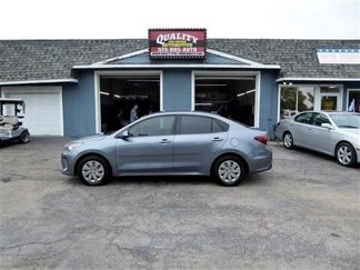 Used 2019 Kia Rio S image 1