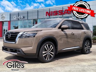 New 2025 Nissan Pathfinder Platinum image 1
