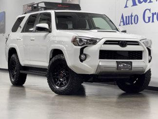 Used 2020 Toyota 4Runner 4WD image 1