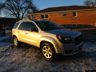 Used 2015 GMC Acadia SLE image 1