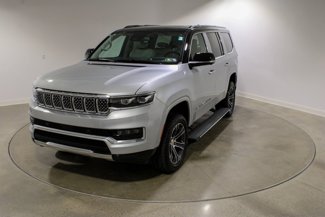 Used 2023 Jeep Grand Wagoneer 4WD w/ Flexible Seating Group image 1