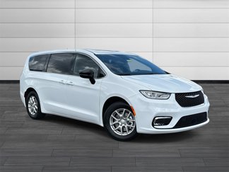 New 2026 Chrysler Pacifica Select video 1
