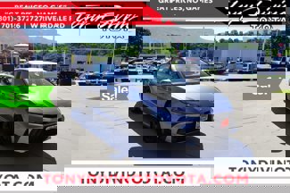 Certified 2025 Toyota Camry SE image 1