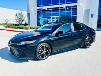 Used 2019 Toyota Camry SE image 1