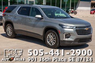 Used 2023 Chevrolet Traverse LT image 1