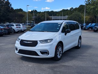 New 2026 Chrysler Pacifica Select image 1