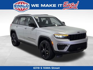 New 2025 Jeep Grand Cherokee Limited w/ Black Appearance Package image 1