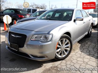 Used 2017 Chrysler 300 C image 1