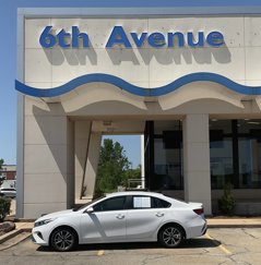 Used 2023 Kia Forte LXS image 1