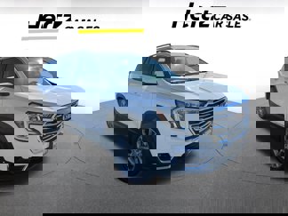 Used 2024 GMC Terrain SLT image 1