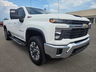 Used 2025 Chevrolet Silverado 2500 LT image 1