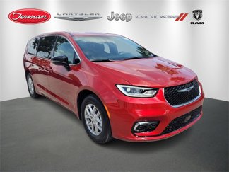 New 2026 Chrysler Pacifica Select image 1