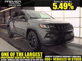 Used 2024 Jeep Compass Latitude w/ Convenience Group image 1