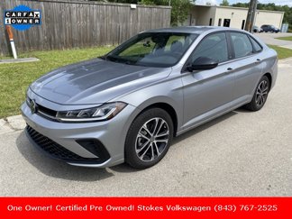 Used 2025 Volkswagen Jetta Sport image 1