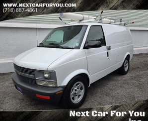 Used 2005 Chevrolet Astro image 1
