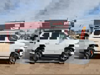 Used 2024 Jeep Wagoneer Series II image 1