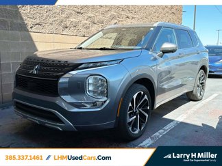 Used 2024 Mitsubishi Outlander SEL image 1