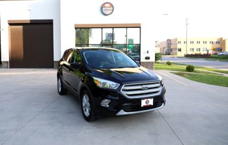 Used 2019 Ford Escape SE image 1
