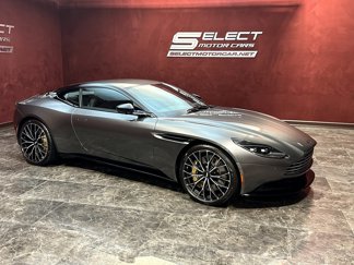 Used 2023 Aston Martin DB11 Coupe image 1