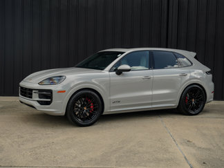 New 2026 Porsche Cayenne GTS image 1