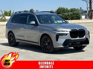 Used 2023 BMW X7 xDrive40i w/ M Sport Package image 1