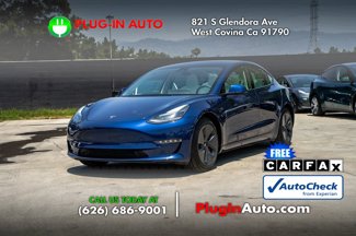 Used 2023 Tesla Model 3 Standard Range image 1