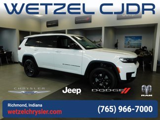 New 2025 Jeep Grand Cherokee L Laredo image 1