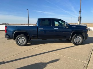 Used 2022 Chevrolet Silverado 2500 High Country w/ Safety Package II image 1