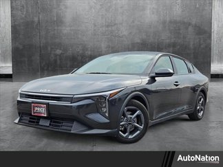 Used 2025 Kia K4 LXS image 1