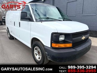 Used 2017 Chevrolet Express 2500 Extended image 1
