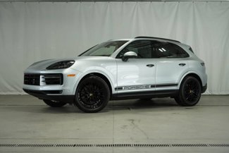 Certified 2024 Porsche Cayenne image 1