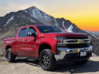 Used 2022 Chevrolet Silverado 1500 LT image 1