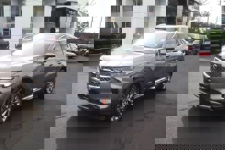 Used 2022 Buick Envision Avenir w/ Technology Package II image 1