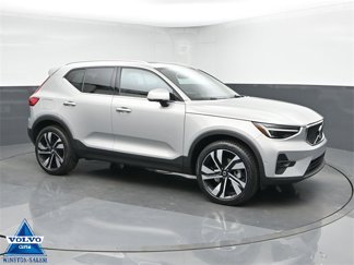 Used 2024 Volvo XC40 B5 Plus w/ Protection Package Premier image 1