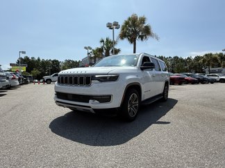 Used 2023 Jeep Wagoneer L Series II image 1