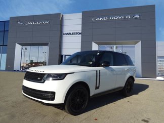 New 2025 Land Rover Range Rover SE image 1