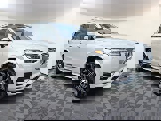 Certified 2025 Volvo XC90 T8 Plus image 1