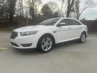 Used 2018 Ford Taurus SEL w/ Equipment Group 201A image 1
