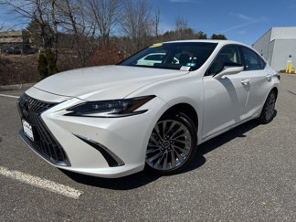 Used 2025 Lexus ES 300h Ultra Luxury w/ Accessory Package (Z1) image 1