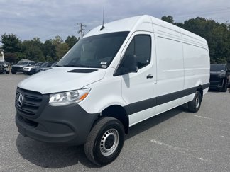 Used 2025 Mercedes-Benz Sprinter 2500 image 1