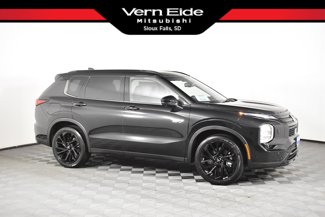New 2025 Mitsubishi Outlander SEL Black Edition image 1