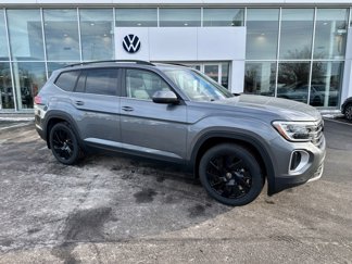 New 2025 Volkswagen Atlas SE image 1