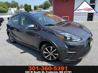 Used 2018 Toyota Prius C Two image 1