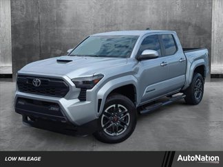 Used 2024 Toyota Tacoma TRD Sport image 1