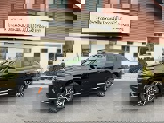 New 2025 Jeep Wagoneer Limited image 1