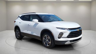 Used 2024 Chevrolet Blazer LT image 1